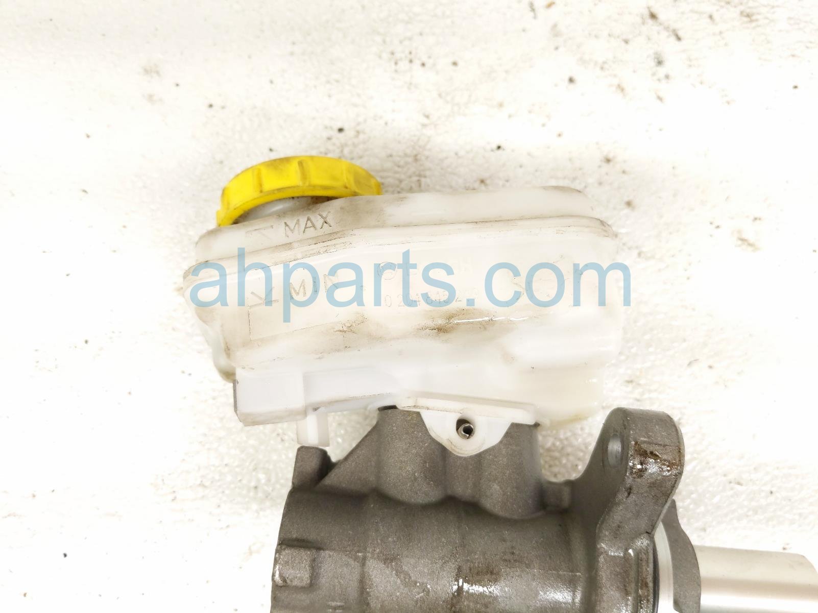 2025 Subaru Forester Brake Master Cylinder W/reservoir 26449SL040 Replacement 2025 Subaru Forester Brake Master Cylinder W/reservoir 26449SL040 Replacement thumbnail