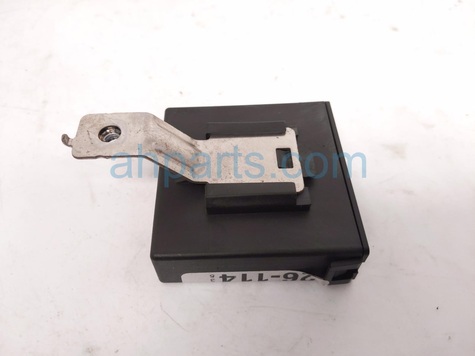 2024 Honda Accord Parking Assist Ctrl Mod rr/lh 39670 30A P02 Replacement 2024 Honda Accord Parking Assist Ctrl Mod rr/lh 39670 30A P02 Replacement thumbnail