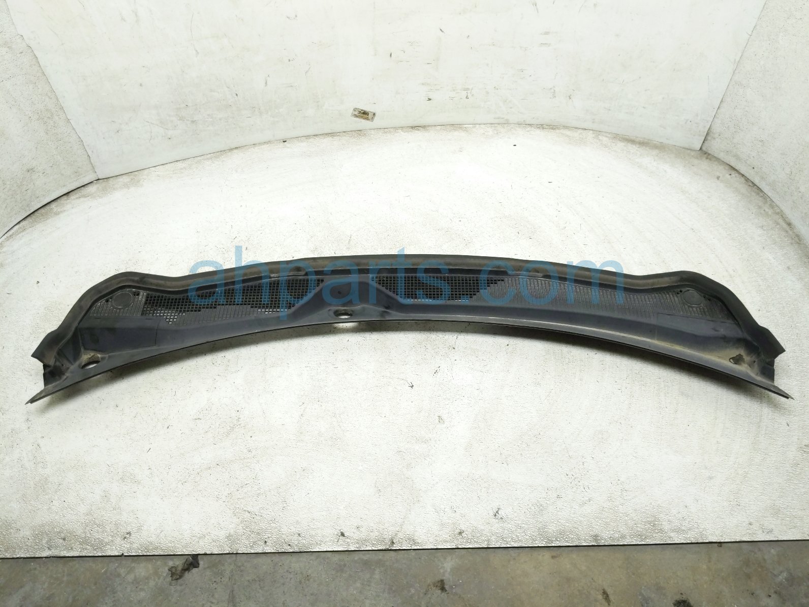 Honda WINDSHIELD COWL PANEL