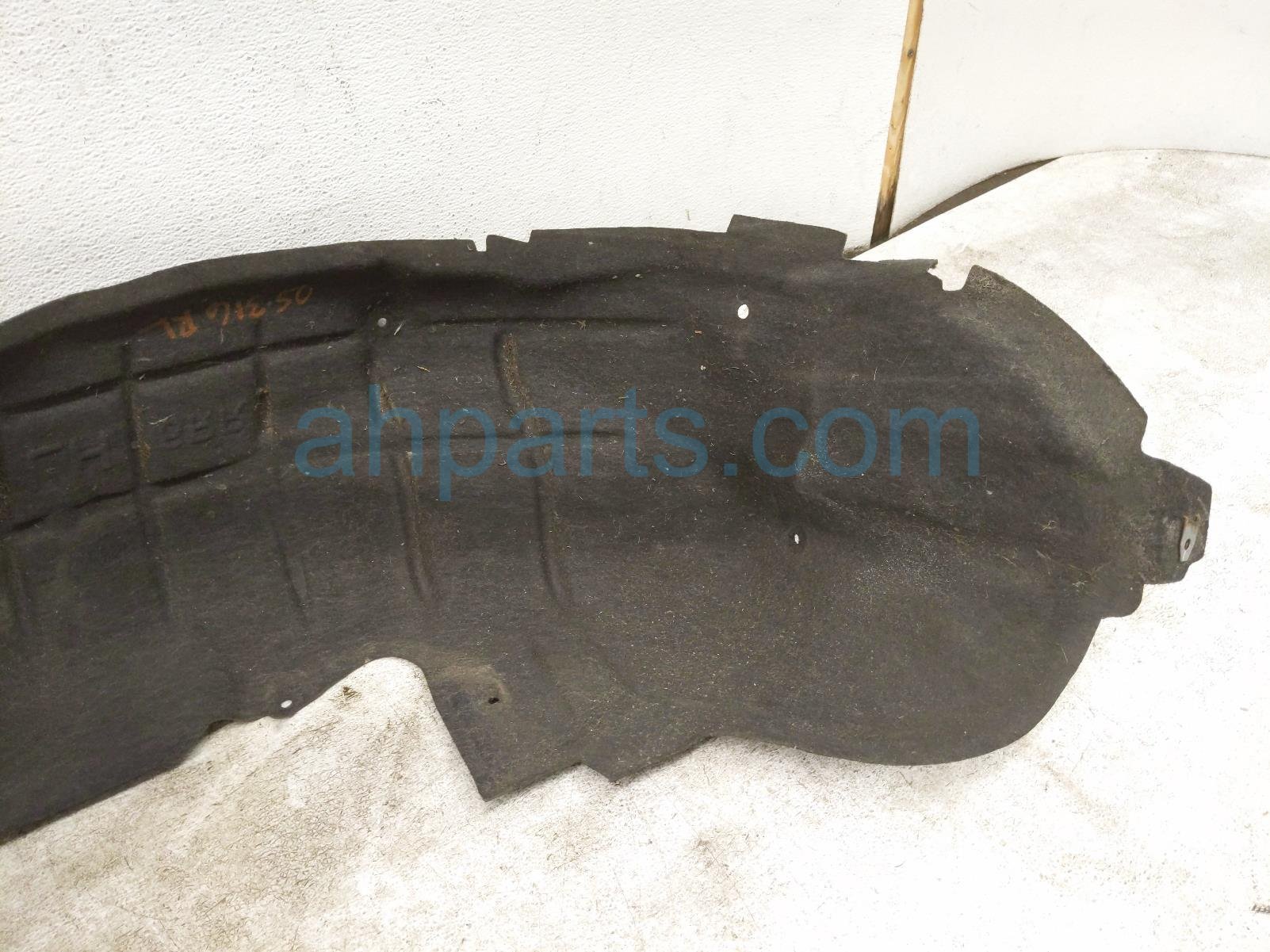 2021 Nissan Rogue Rear Driver Inner Fender Liner 76749 6RR0B Replacement 2021 Nissan Rogue Rear Driver Inner Fender Liner 76749 6RR0B Replacement thumbnail