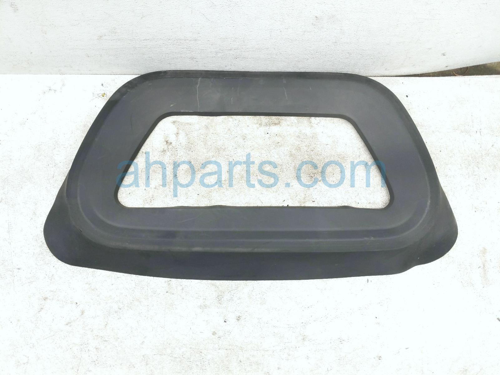 2021 Tesla Model Y Grille Front Luggage Hood Trim Assy white 1494088 00 C Replacement 2021 Tesla Model Y Grille Front Luggage Hood Trim Assy white 1494088 00 C Replacement thumbnail