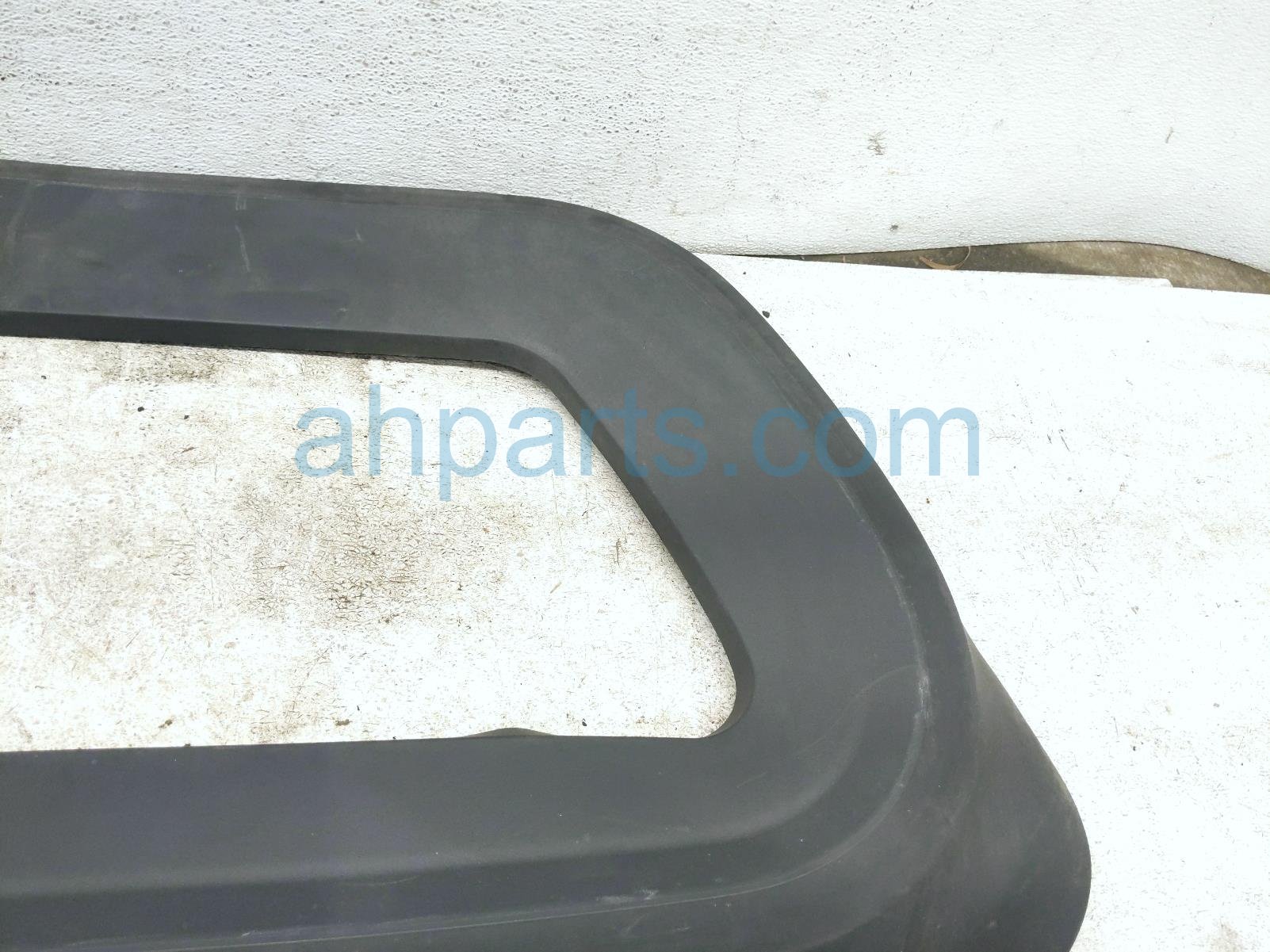 2021 Tesla Model Y Grille Front Luggage Hood Trim Assy white 1494088 00 C Replacement 2021 Tesla Model Y Grille Front Luggage Hood Trim Assy white 1494088 00 C Replacement thumbnail
