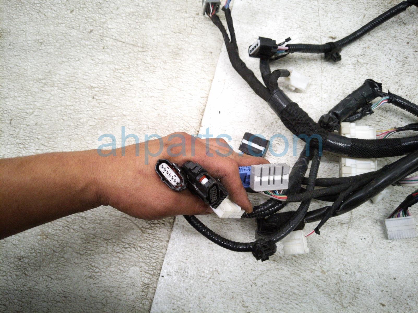 2019 Lexus Es300h Engine Room Wire Harness 2.5l Hyb 82111 3TA30 Replacement 2019 Lexus Es300h Engine Room Wire Harness 2.5l Hyb 82111 3TA30 Replacement thumbnail