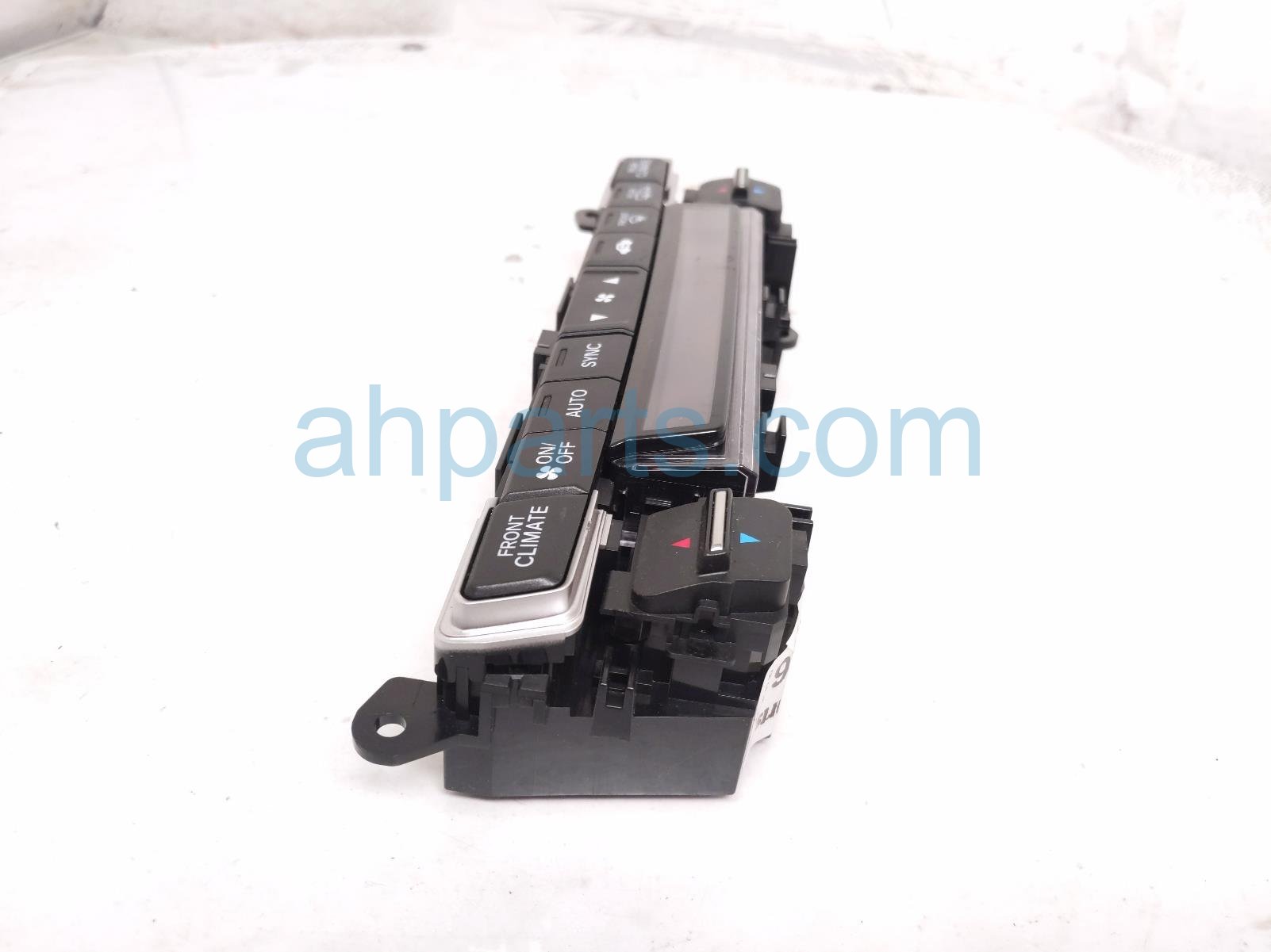 2022 Honda Odyssey Temperature Climate Heater/ac Control(on Dash) 79600 THR A64ZB Replacement 2022 Honda Odyssey Temperature Climate Heater/ac Control(on Dash) 79600 THR A64ZB Replacement thumbnail