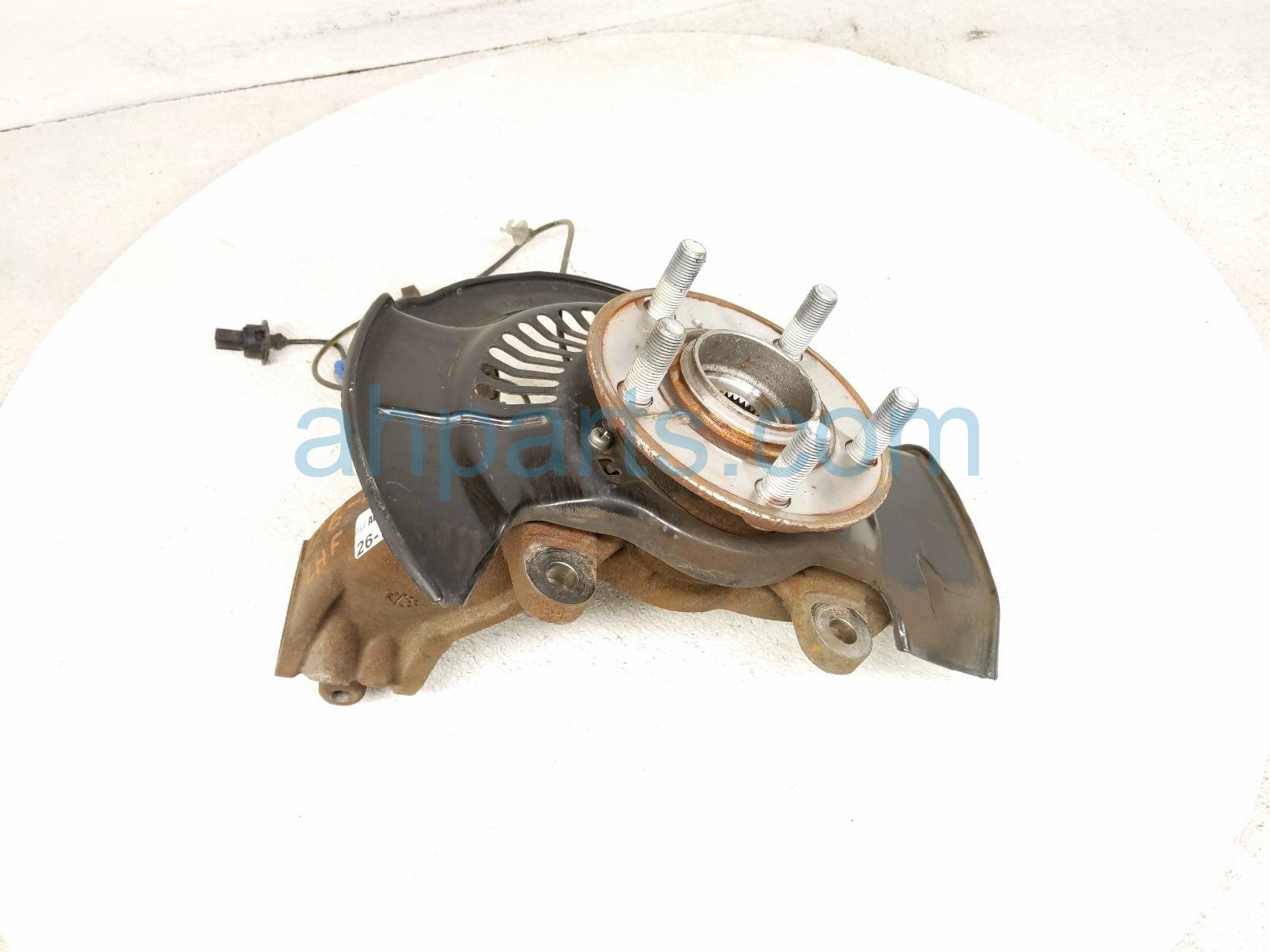 Honda FR/LH SPINDLE KNUCKLE HUB