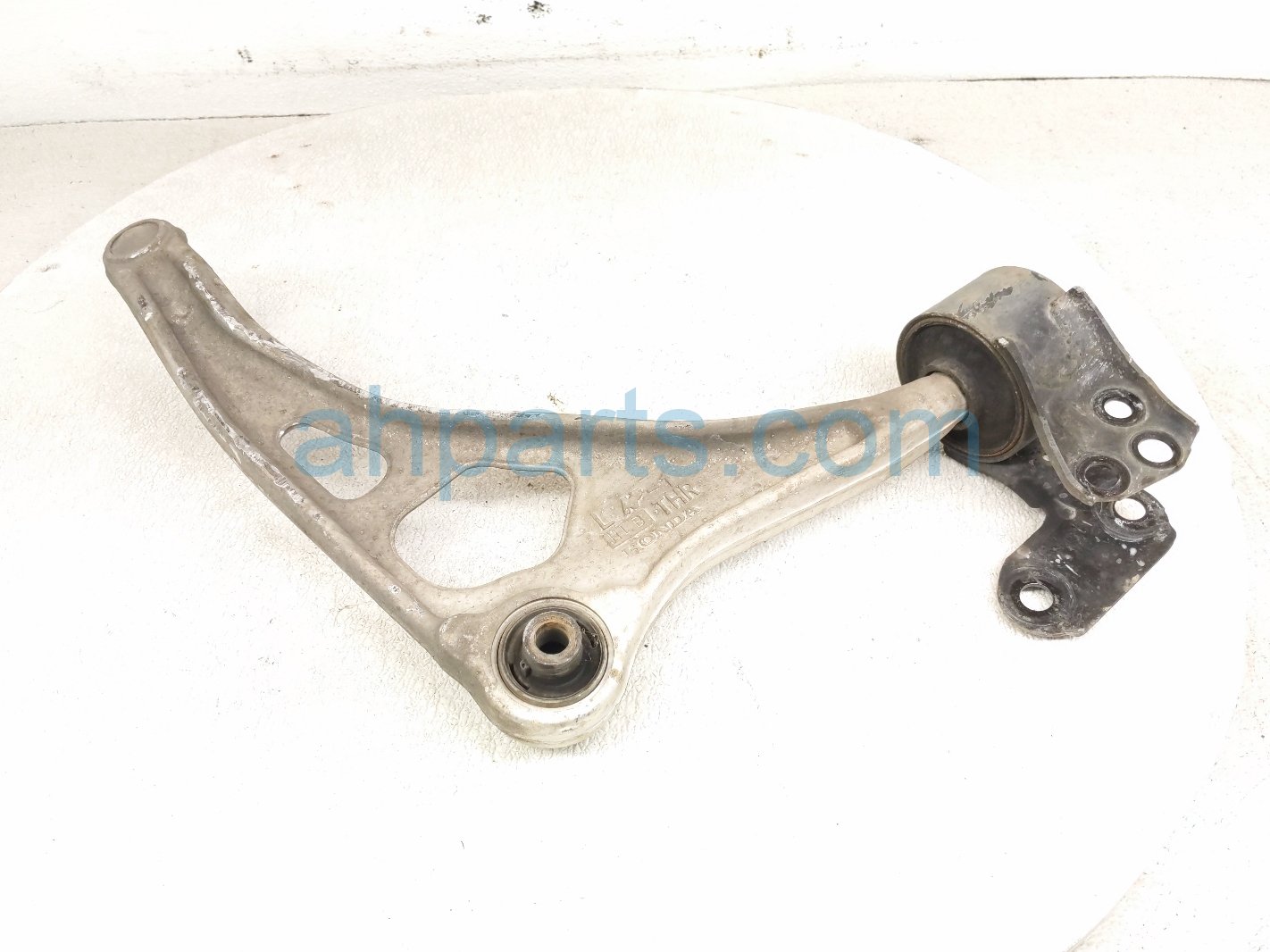 Honda FR/LH LOWER CONTROL ARM