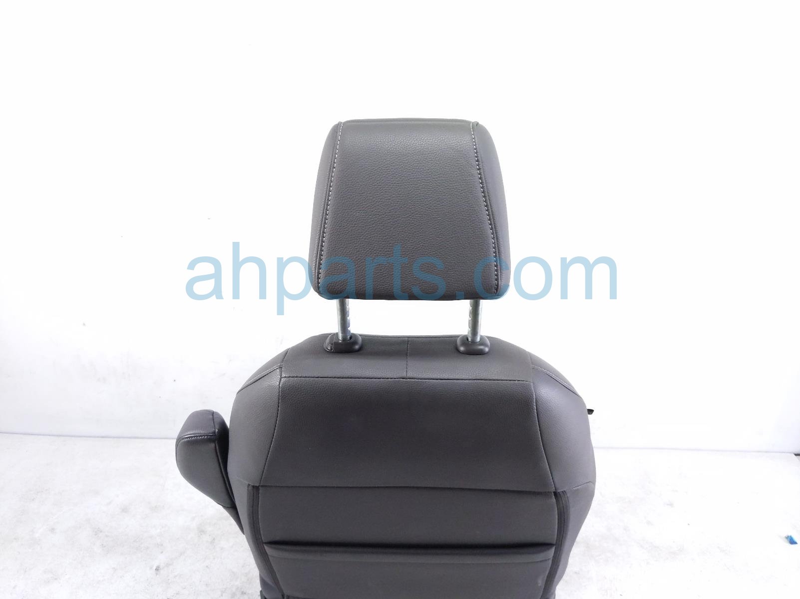 2022 Honda Odyssey Front Passenger Seat Brown W/o Airbag* 81125 THR L41ZD Replacement 2022 Honda Odyssey Front Passenger Seat Brown W/o Airbag* 81125 THR L41ZD Replacement thumbnail