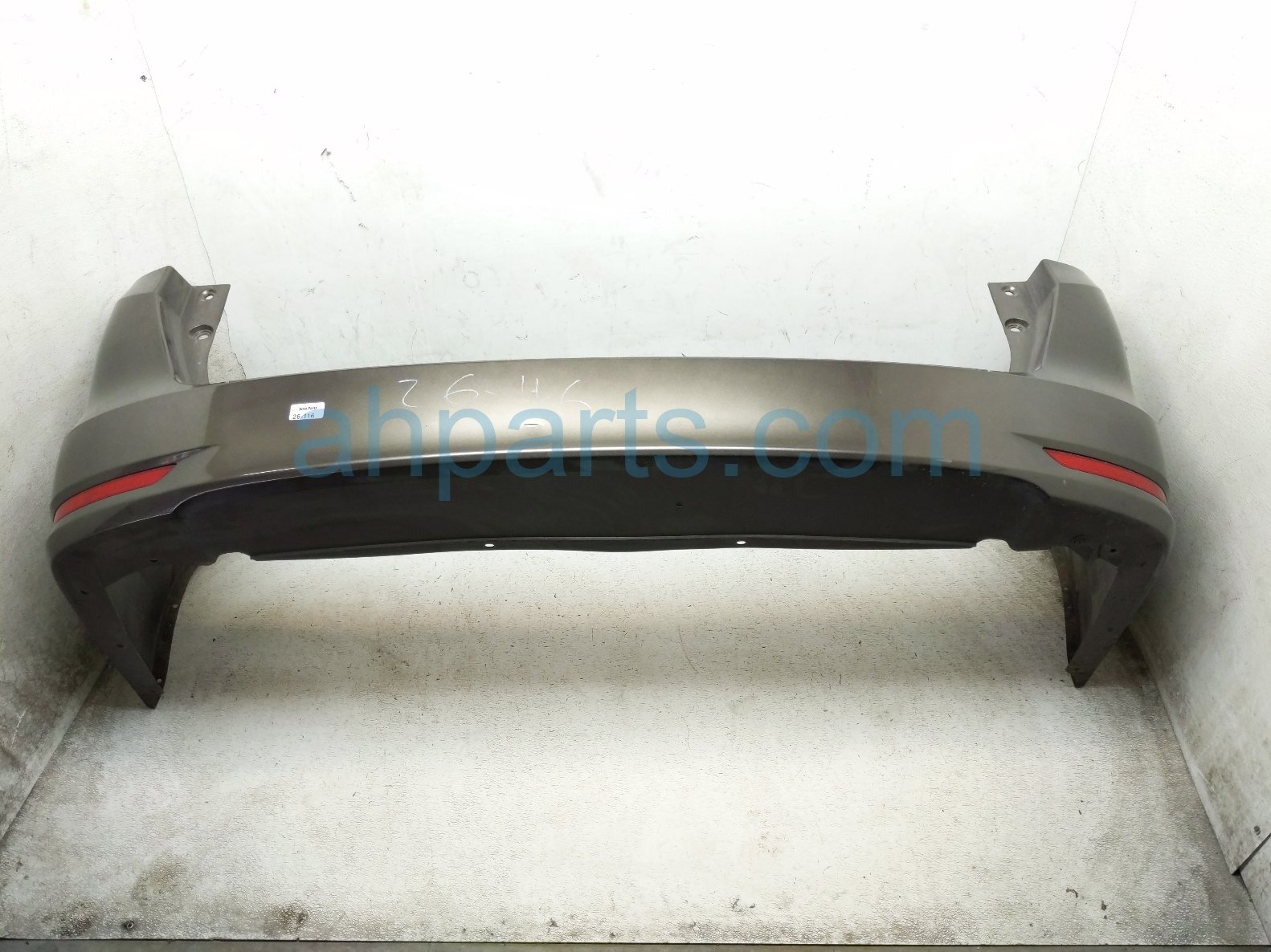 2022 Honda Odyssey Rear Bumper Cover Silver 04715 THR A00ZZ Replacement 2022 Honda Odyssey Rear Bumper Cover Silver 04715 THR A00ZZ Replacement thumbnail