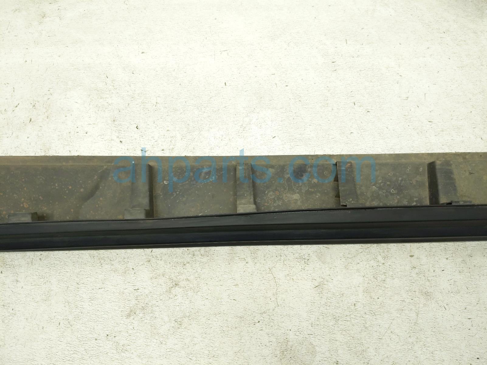 2022 Honda Odyssey Rocker Trim Passenger Side Skirt / Molding Black 71800 THR A02 Replacement 2022 Honda Odyssey Rocker Trim Passenger Side Skirt / Molding Black 71800 THR A02 Replacement thumbnail