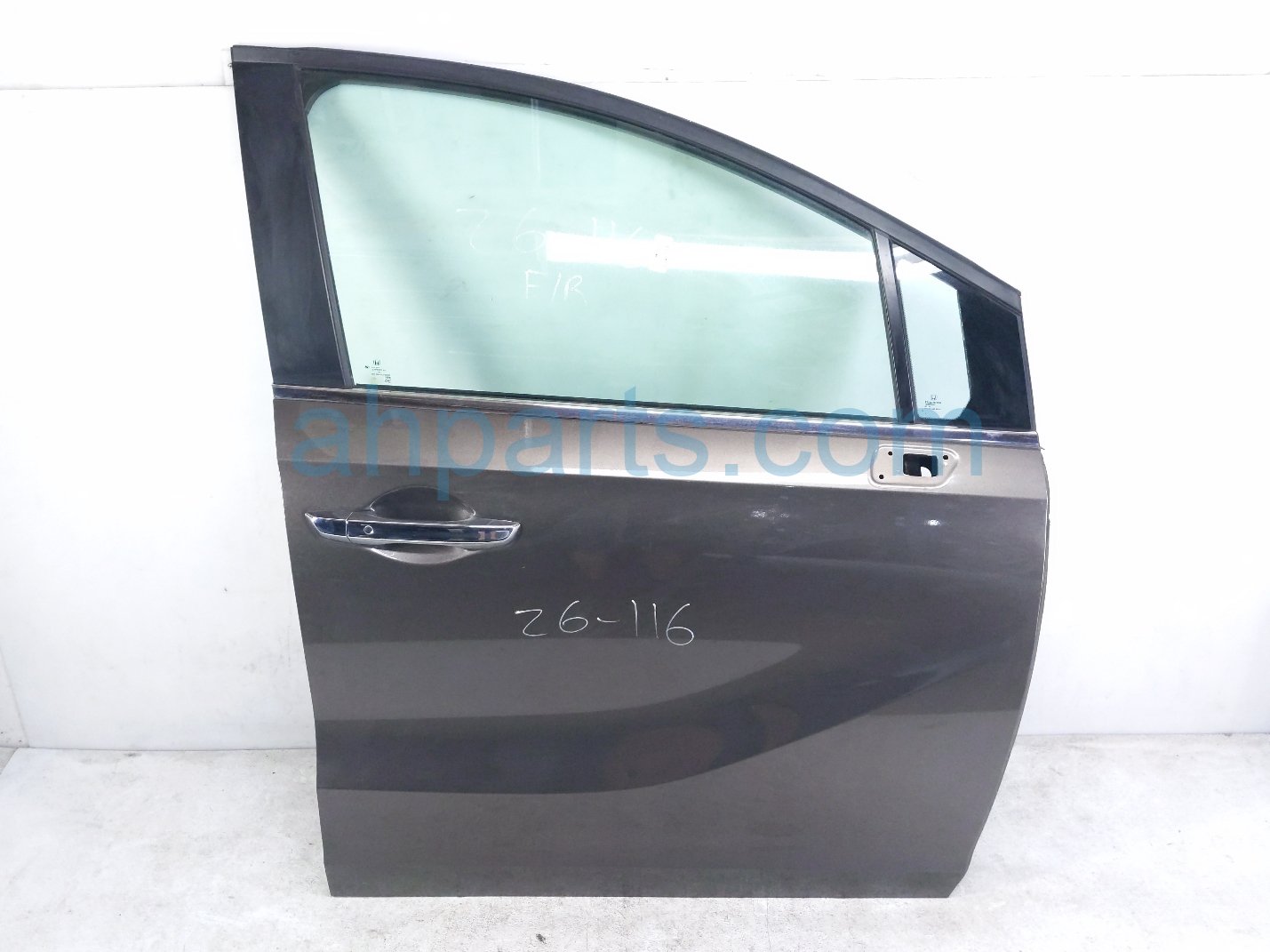 Honda FR/RH DOOR - BRWN- NO MIRROR/TRIM