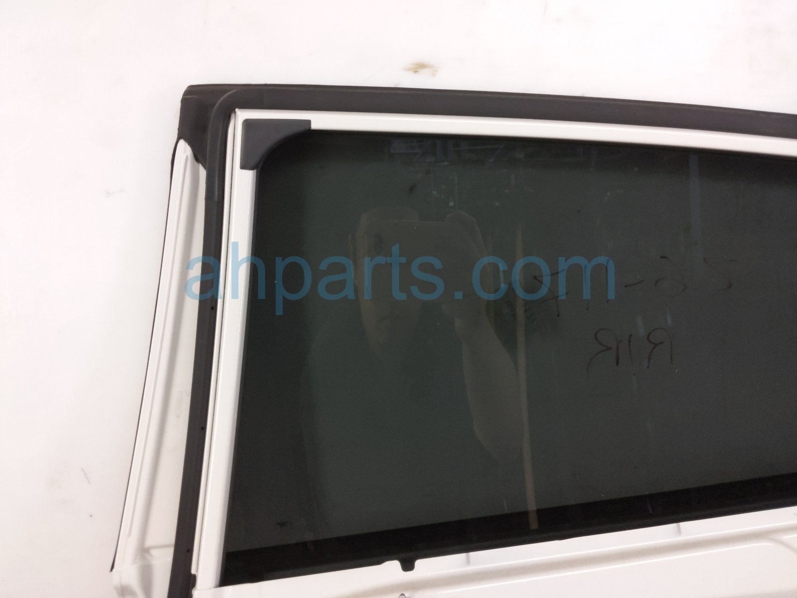 2025 Subaru Crosstrek Rear Passenger Door White No Inside Trim 60409FN16A9P Replacement 2025 Subaru Crosstrek Rear Passenger Door White No Inside Trim 60409FN16A9P Replacement thumbnail