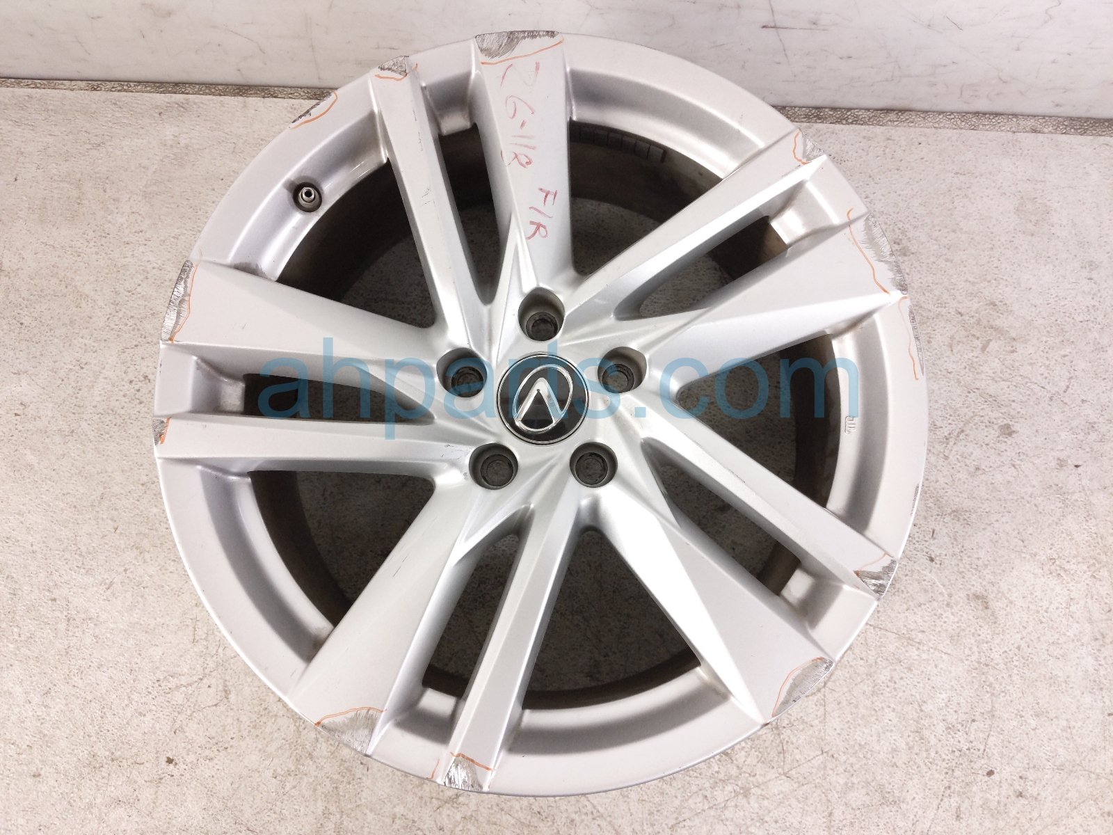 2021 Lexus Is300 Front Passenger Wheel / Rim scuff 42611 53630 Replacement 2021 Lexus Is300 Front Passenger Wheel / Rim scuff 42611 53630 Replacement thumbnail