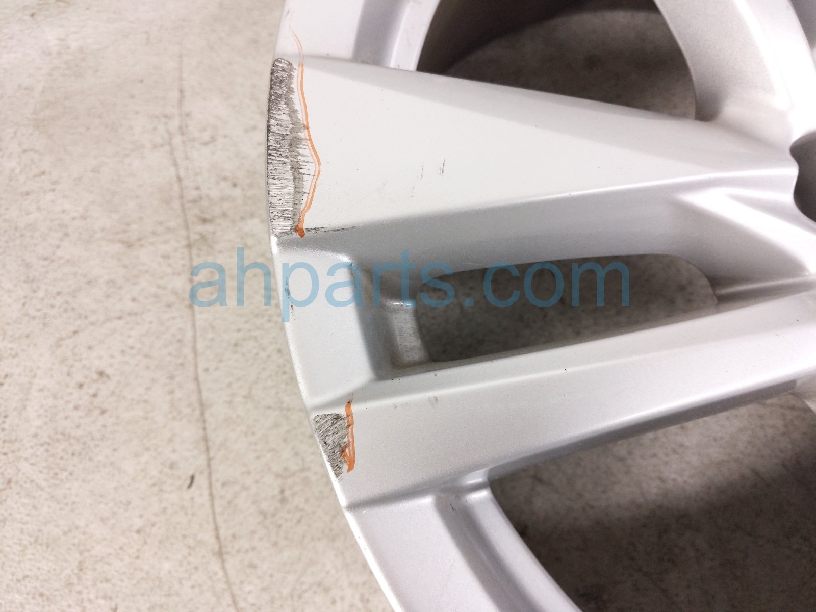 2021 Lexus Is300 Front Passenger Wheel / Rim scuff 42611 53630 Replacement 2021 Lexus Is300 Front Passenger Wheel / Rim scuff 42611 53630 Replacement thumbnail