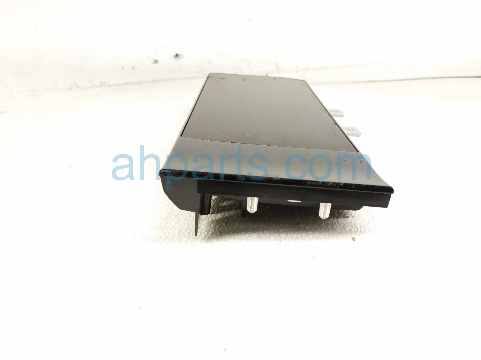 2025 Nissan Kicks Upper Display Screen 28091 7LA0A Replacement 2025 Nissan Kicks Upper Display Screen 28091 7LA0A Replacement thumbnail