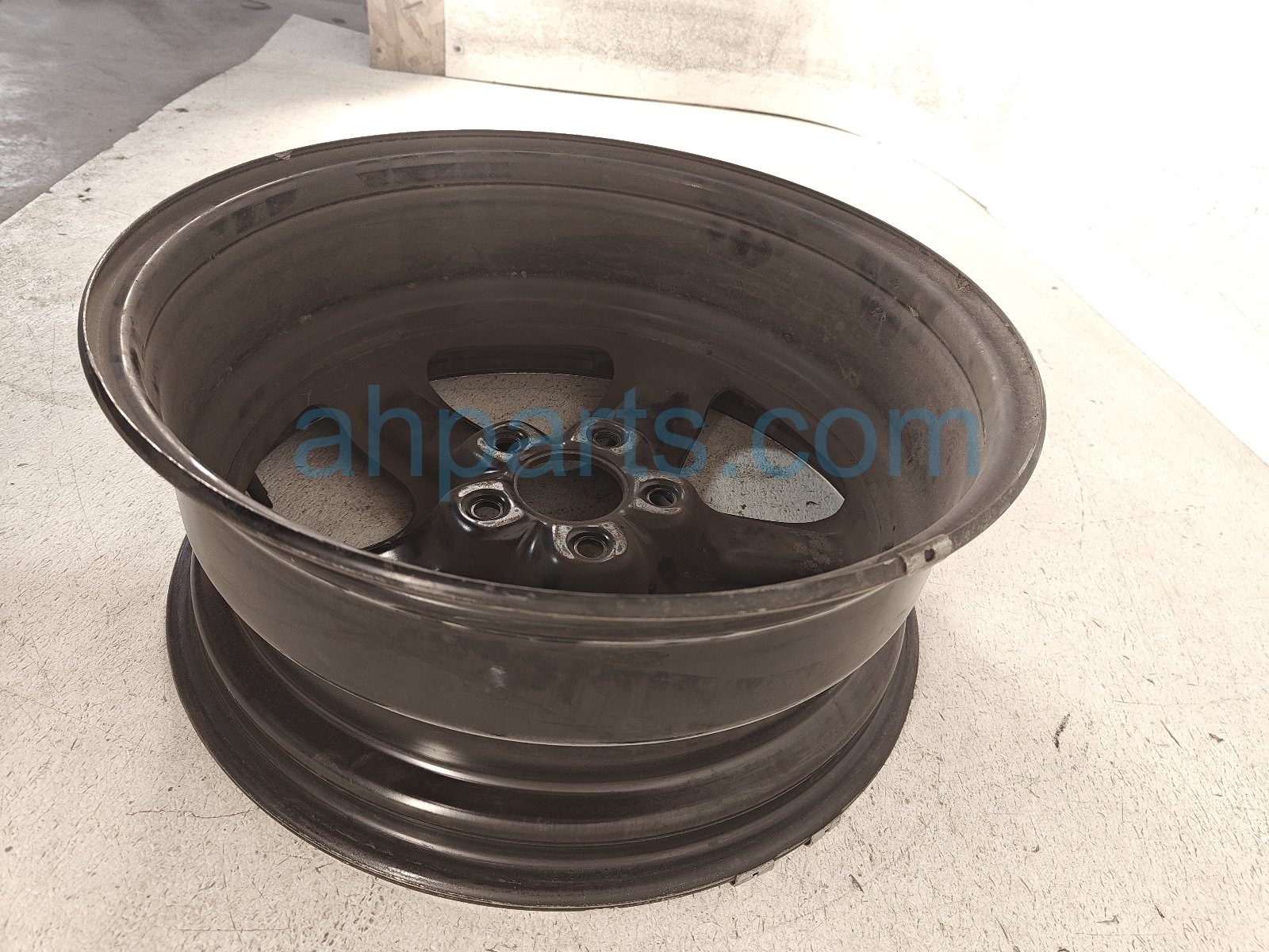 2025 Nissan Kicks Rear Passenger Wheel / Rim 40300 7LA0B Replacement 2025 Nissan Kicks Rear Passenger Wheel / Rim 40300 7LA0B Replacement thumbnail