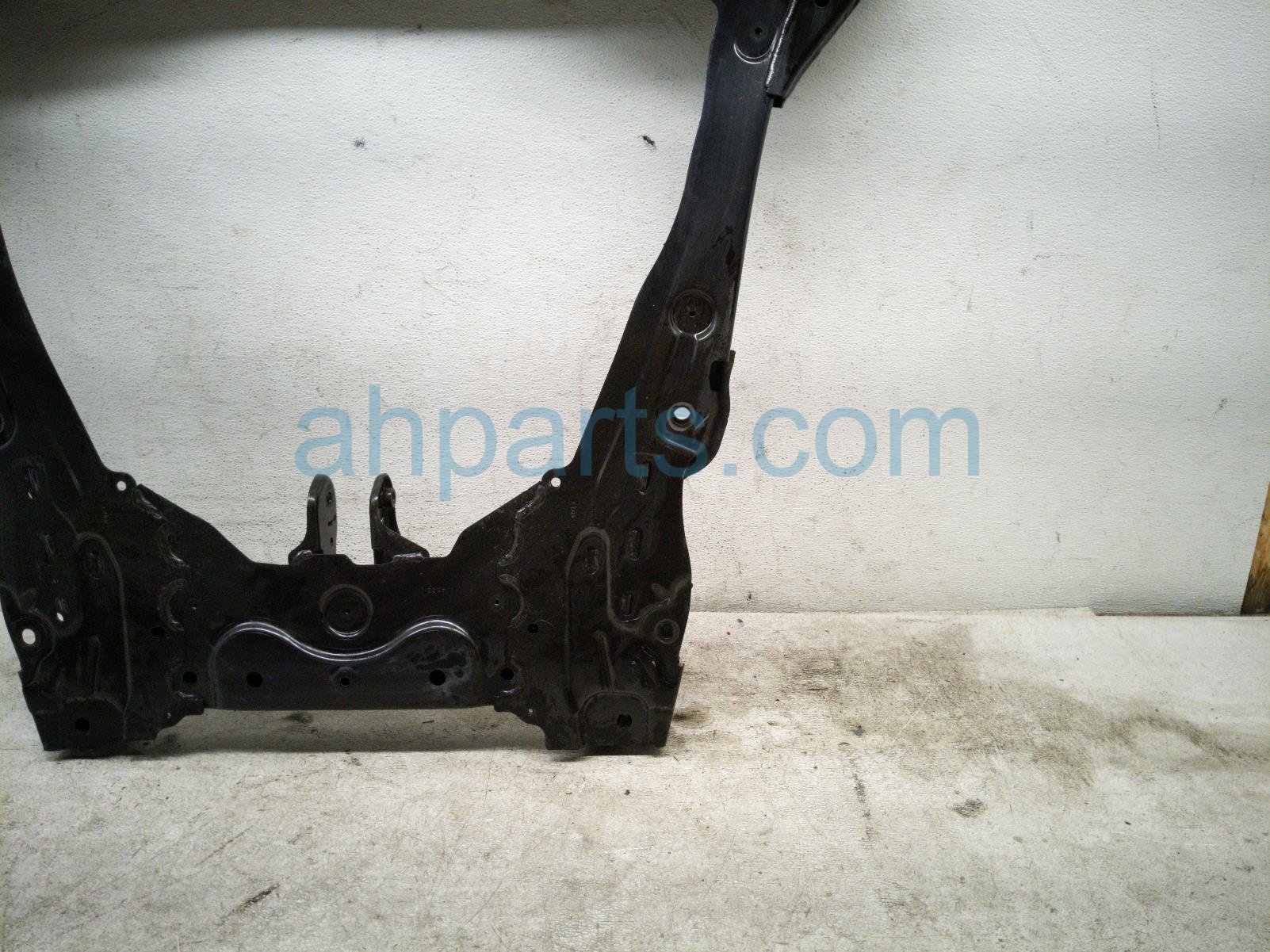 2025 Nissan Kicks Crossmember Front Engine Sub Frame / Cradle 54401 7LG0A Replacement 2025 Nissan Kicks Crossmember Front Engine Sub Frame / Cradle 54401 7LG0A Replacement thumbnail