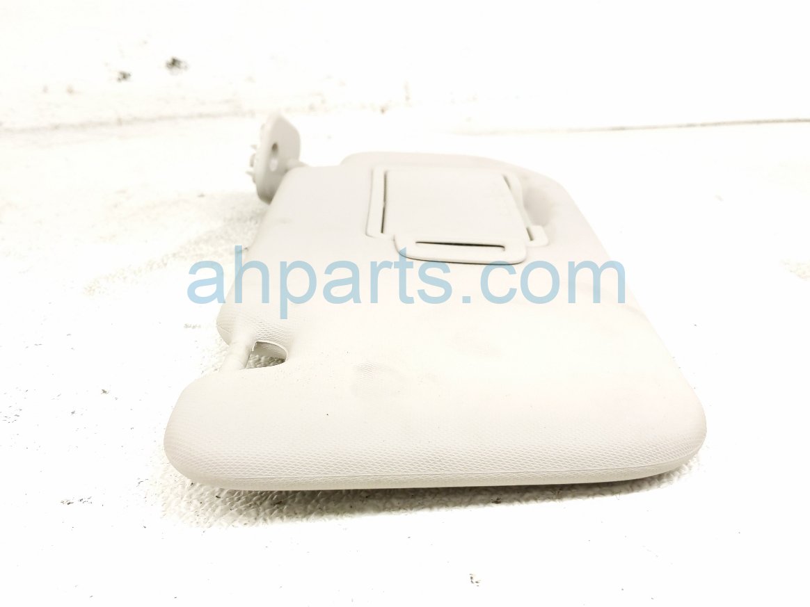 2025 Nissan Kicks Passenger Sun Visor Grey 96400 7LG0A Replacement 2025 Nissan Kicks Passenger Sun Visor Grey 96400 7LG0A Replacement thumbnail