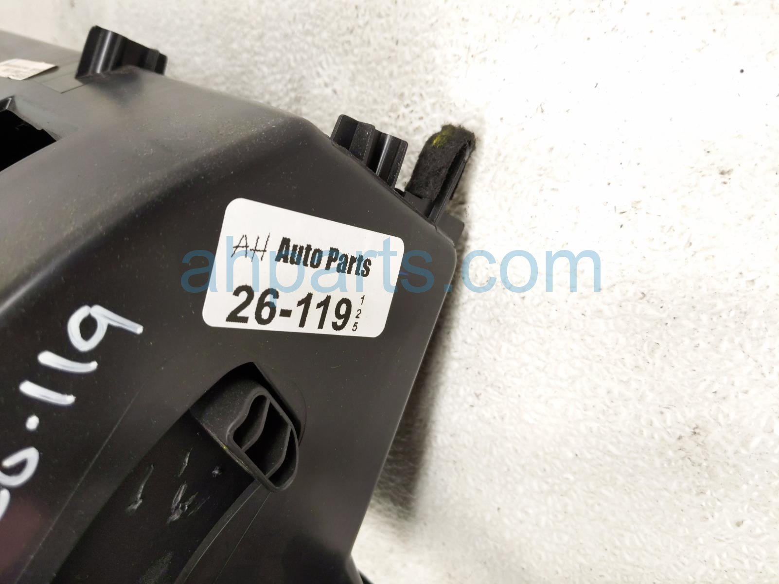 2025 Nissan Kicks Glove Compartment Box Black 68500 7LF0A Replacement 2025 Nissan Kicks Glove Compartment Box Black 68500 7LF0A Replacement thumbnail