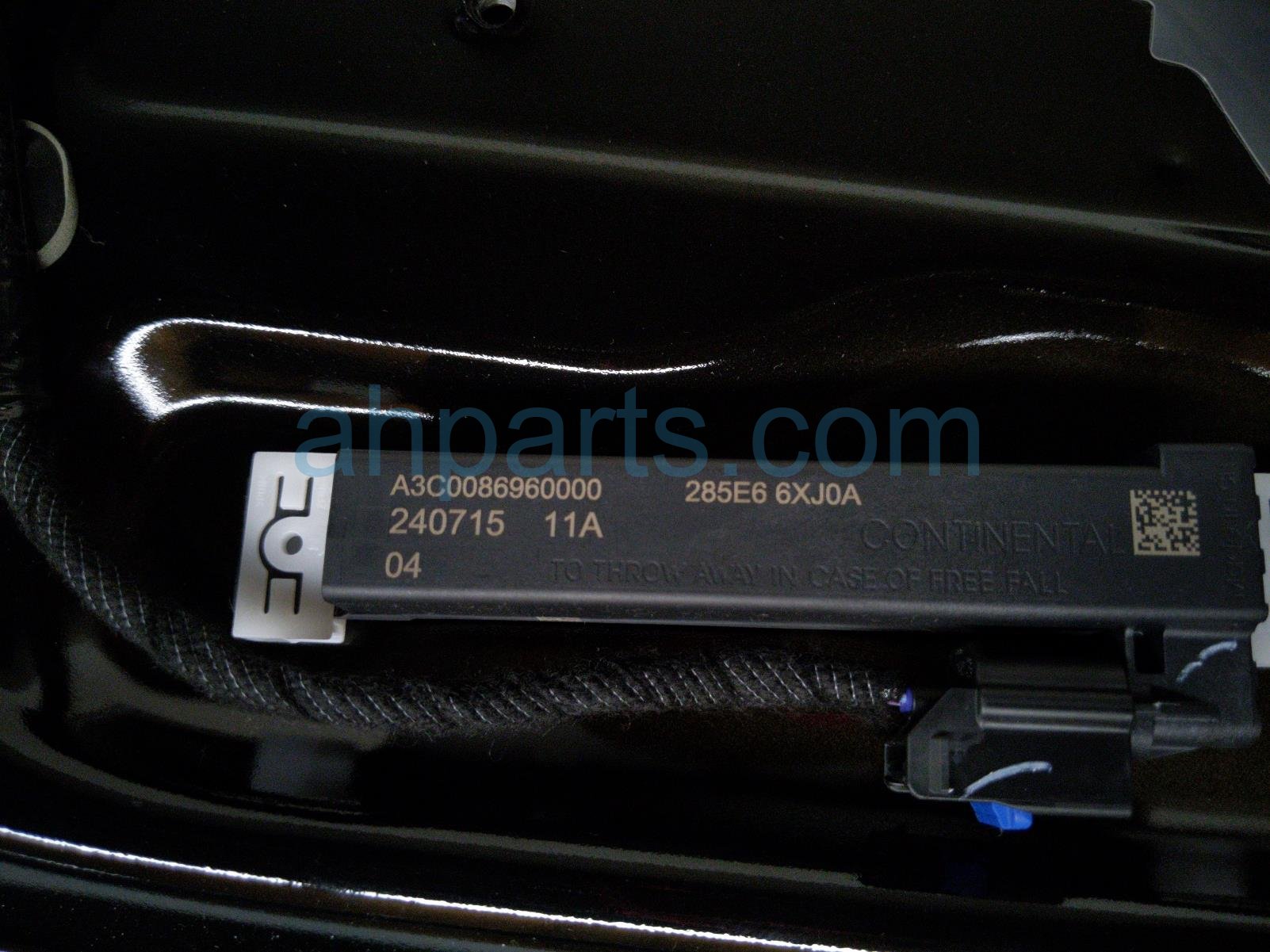2025 Nissan Kicks Rear Driver Door Black No Inside Trim* H2101 7LGMA Replacement 2025 Nissan Kicks Rear Driver Door Black No Inside Trim* H2101 7LGMA Replacement thumbnail