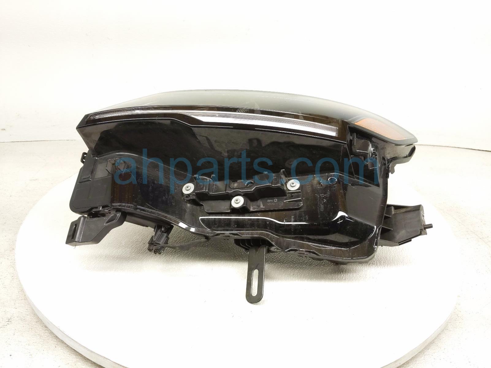 2025 Nissan Kicks Headlight Driver Headlamp / Light 26060 7LF5A Replacement 2025 Nissan Kicks Headlight Driver Headlamp / Light 26060 7LF5A Replacement thumbnail