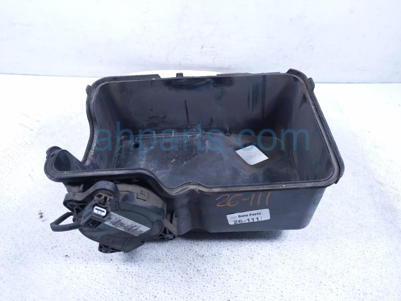 Honda BATTERY TRAY W/BLOWER VENT MOTOR