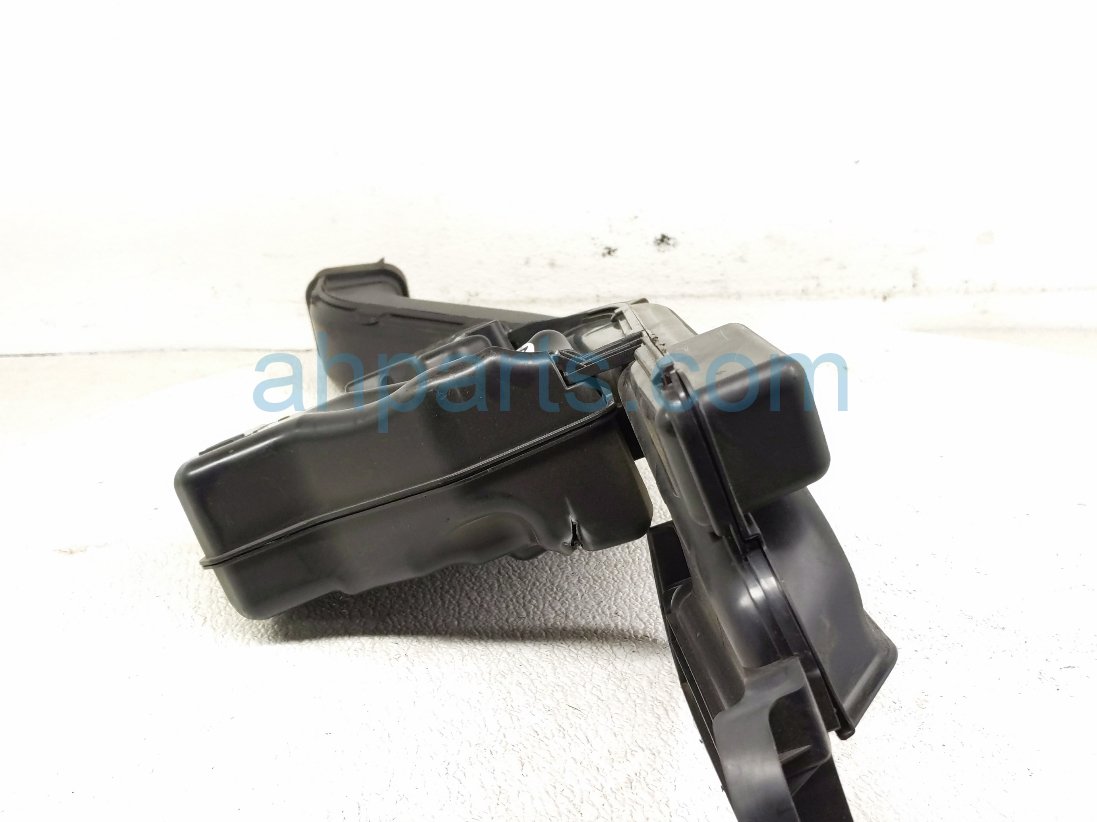 2026 Toyota Camry Air Cleaner Intake Box 17751 F0020 Replacement 2026 Toyota Camry Air Cleaner Intake Box 17751 F0020 Replacement thumbnail