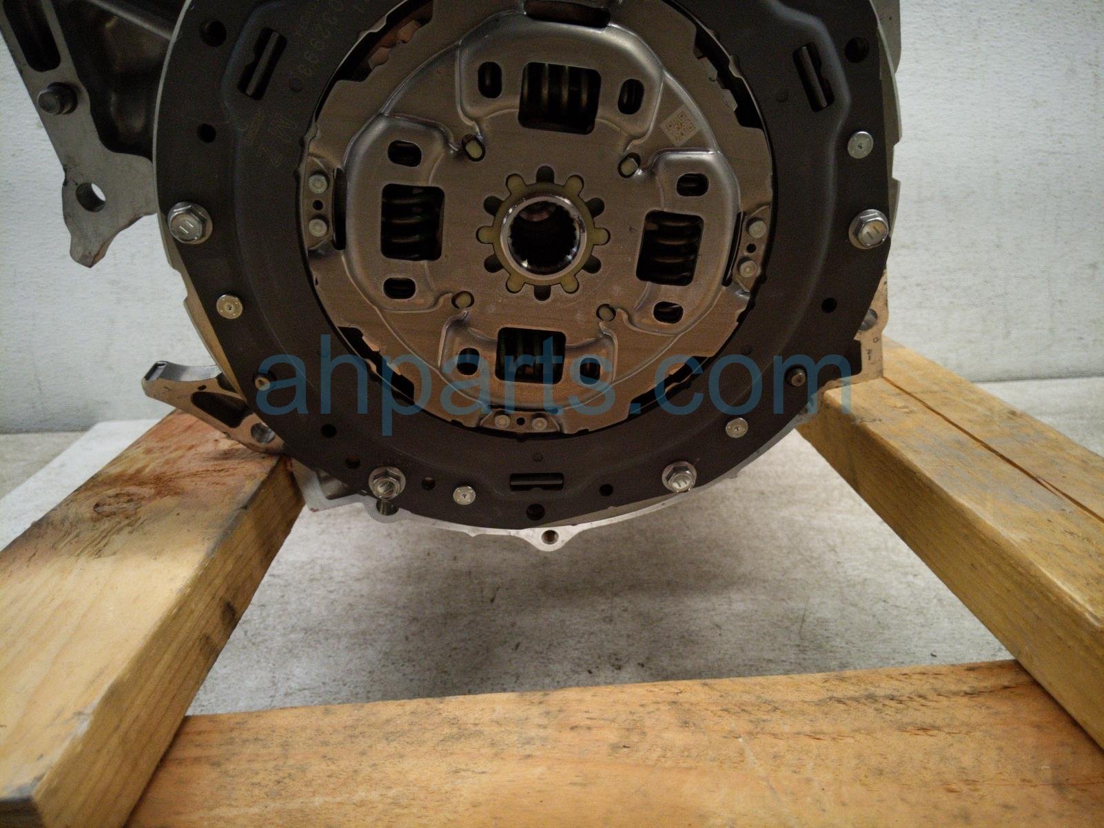 2026 Toyota Camry Long Block Engine / Motor = 8k Mi 19000 F0260 Replacement 2026 Toyota Camry Long Block Engine / Motor = 8k Mi 19000 F0260 Replacement thumbnail