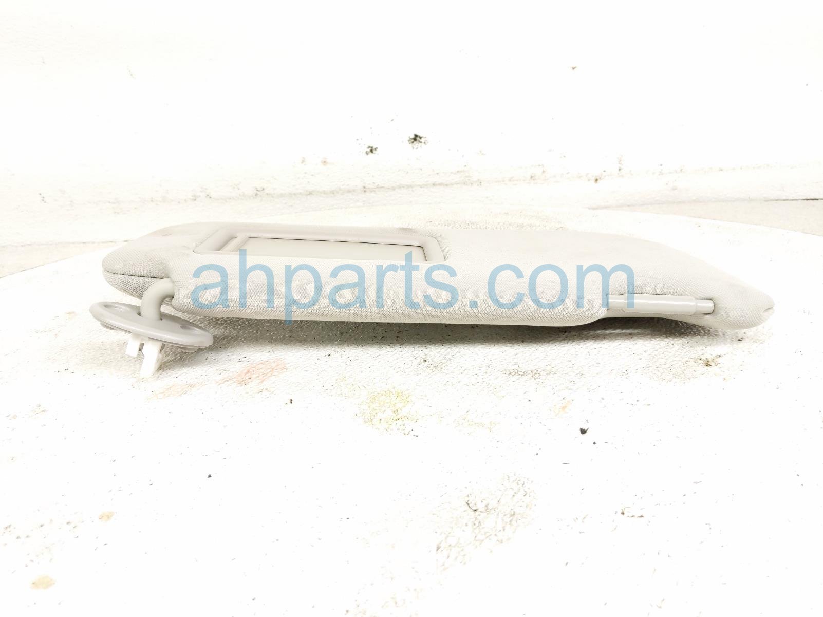 2026 Toyota Camry Passenger Sun Visor Grey 74310 06C12 B2 Replacement 2026 Toyota Camry Passenger Sun Visor Grey 74310 06C12 B2 Replacement thumbnail