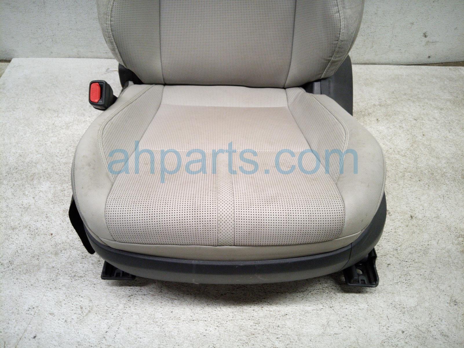 2026 Toyota Camry Front Driver Seat Grey W/ Airbag 71073 AQ020 B1 Replacement 2026 Toyota Camry Front Driver Seat Grey W/ Airbag 71073 AQ020 B1 Replacement thumbnail