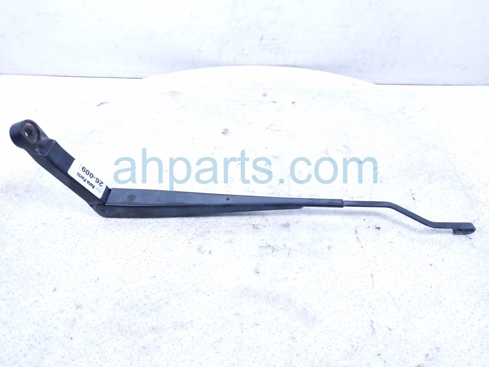 2021 Nissan Titan Driver Windshield Wiper Arm 28881 9FV0A Replacement 2021 Nissan Titan Driver Windshield Wiper Arm 28881 9FV0A Replacement thumbnail