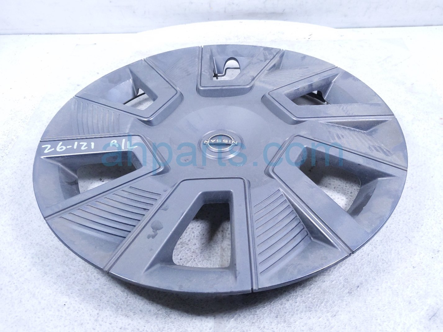 2025 Nissan Kicks Hub Rear Driver Wheel Cover Cap 40315 7LA0C Replacement 2025 Nissan Kicks Hub Rear Driver Wheel Cover Cap 40315 7LA0C Replacement thumbnail