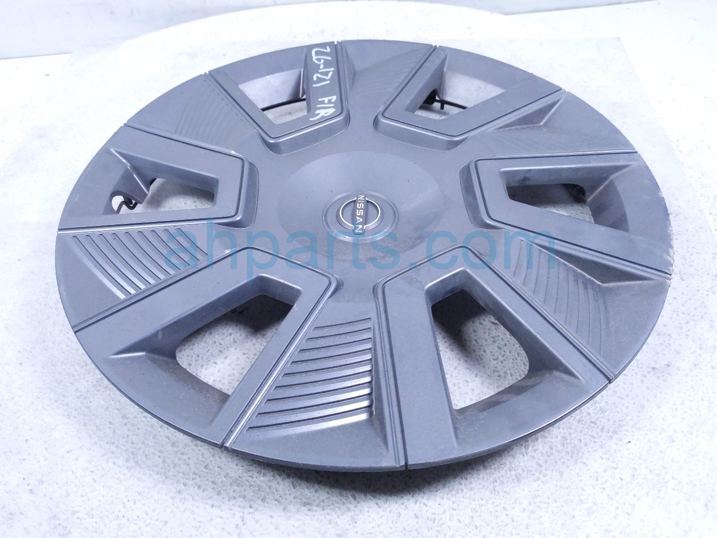 2025 Nissan Kicks Hub Front Passenger Wheel Cover Cap 40315 7LA0C Replacement 2025 Nissan Kicks Hub Front Passenger Wheel Cover Cap 40315 7LA0C Replacement thumbnail