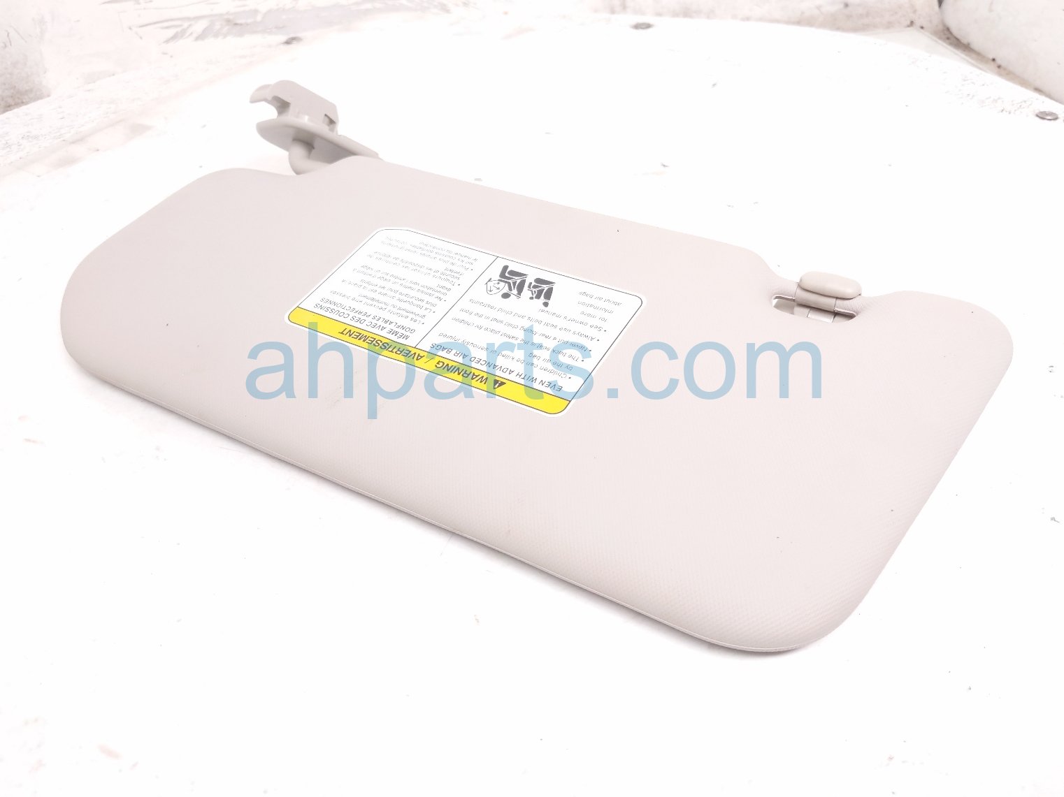 2025 Nissan Kicks Passenger Sun Visor Grey 96400 7LG0A Replacement 2025 Nissan Kicks Passenger Sun Visor Grey 96400 7LG0A Replacement thumbnail