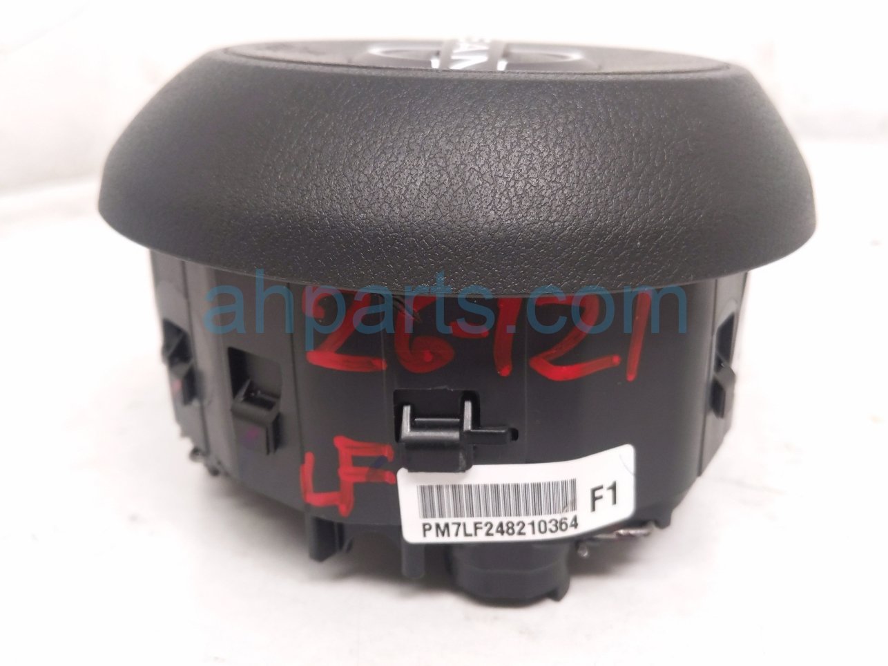 2025 Nissan Kicks Driver Wheel Airbag 98510 7LF9A Replacement 2025 Nissan Kicks Driver Wheel Airbag 98510 7LF9A Replacement thumbnail