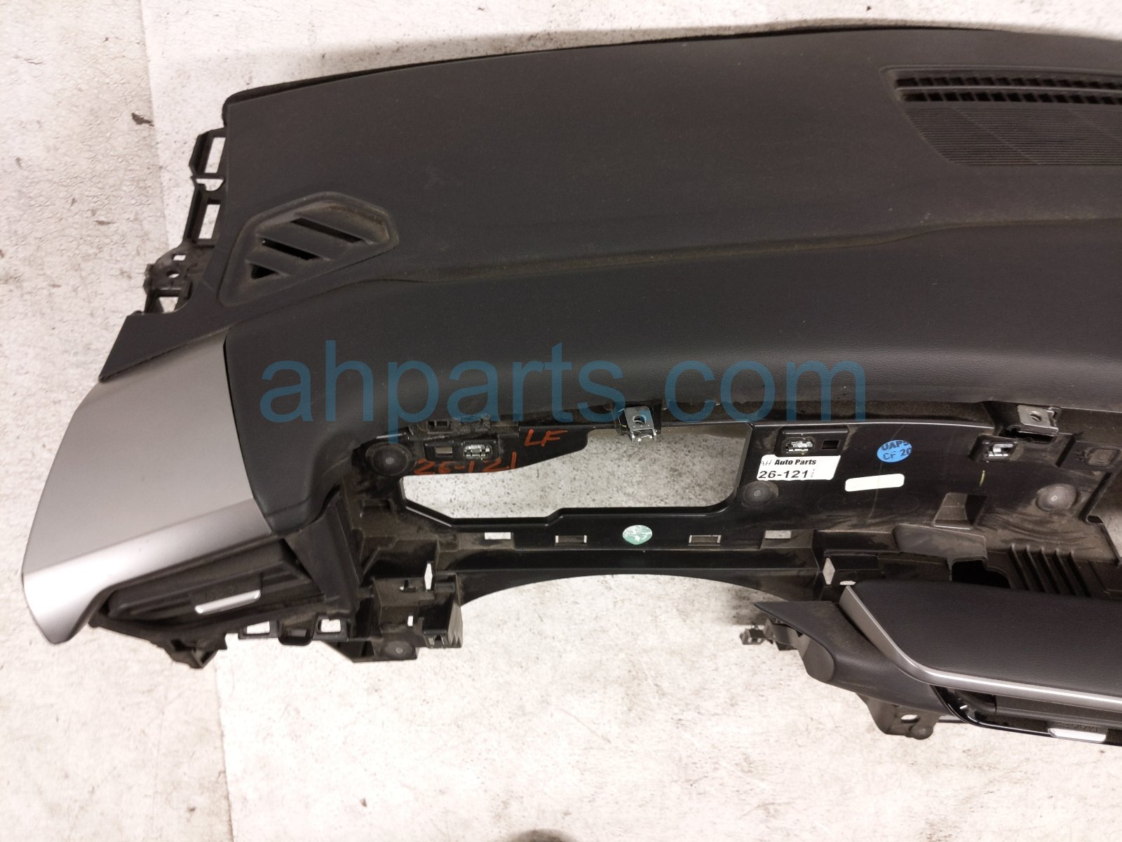 2025 Nissan Kicks Dashboard W/ Airbag 68200 7LF1A Replacement 2025 Nissan Kicks Dashboard W/ Airbag 68200 7LF1A Replacement thumbnail