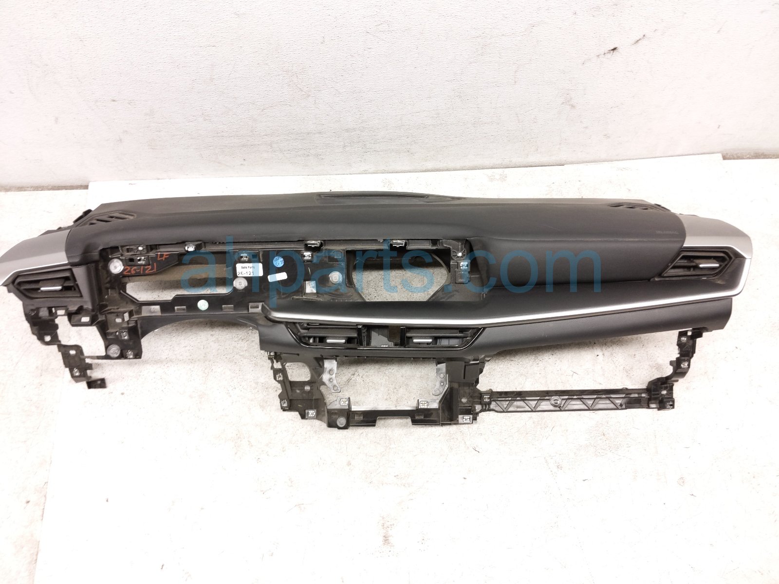2025 Nissan Kicks Dashboard W/ Airbag 68200 7LF1A Replacement 2025 Nissan Kicks Dashboard W/ Airbag 68200 7LF1A Replacement thumbnail
