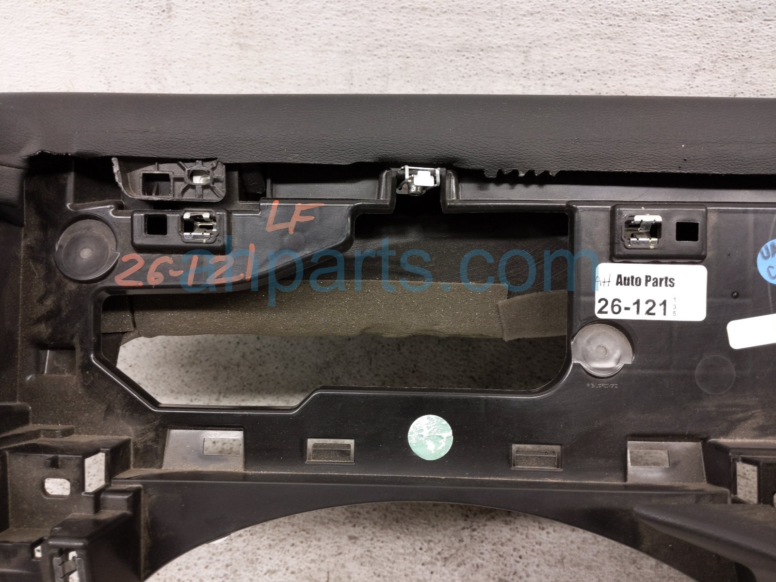 2025 Nissan Kicks Dashboard W/ Airbag 68200 7LF1A Replacement 2025 Nissan Kicks Dashboard W/ Airbag 68200 7LF1A Replacement thumbnail