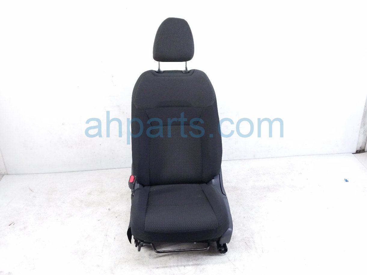 Nissan FR/LH SEAT - BLACK - W/ AIRBAG Nissan FR/LH SEAT - BLACK - W/ AIRBAG