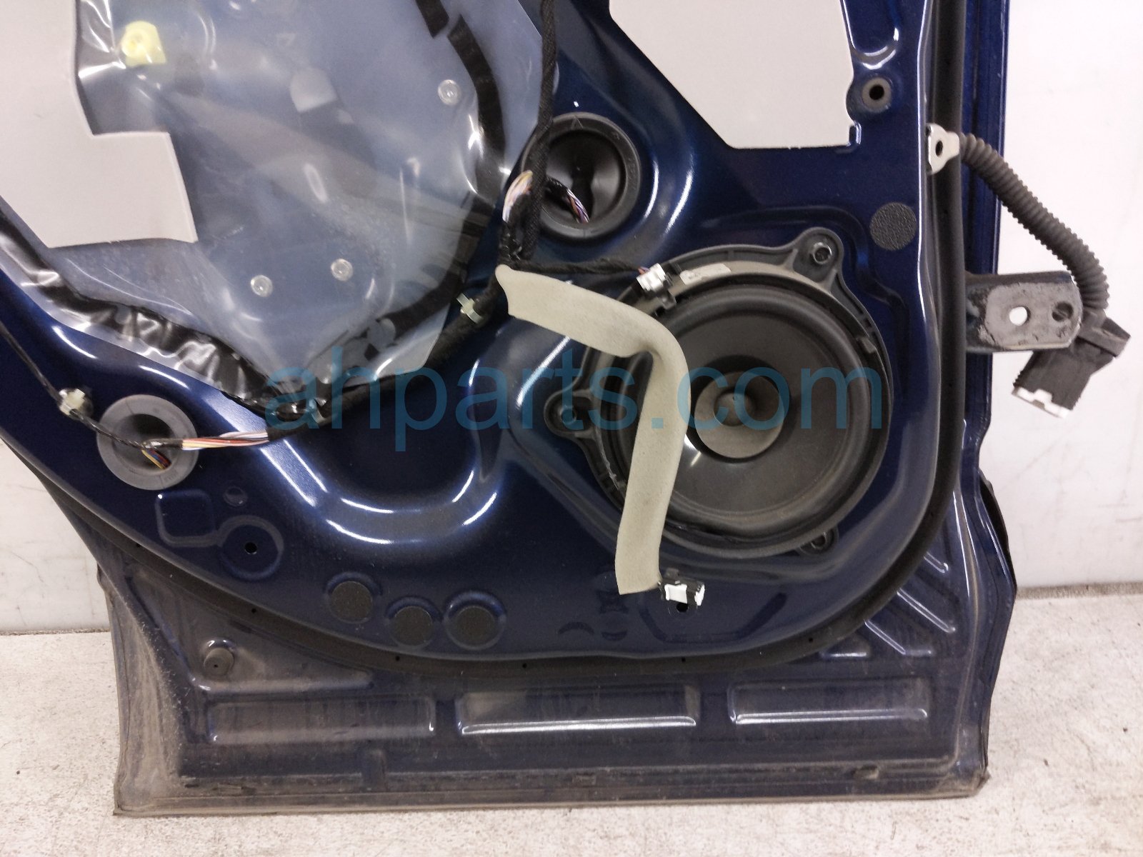 2025 Nissan Kicks Rear Driver Door Blue No Inside Trim H2101 7LGMA Replacement 2025 Nissan Kicks Rear Driver Door Blue No Inside Trim H2101 7LGMA Replacement thumbnail