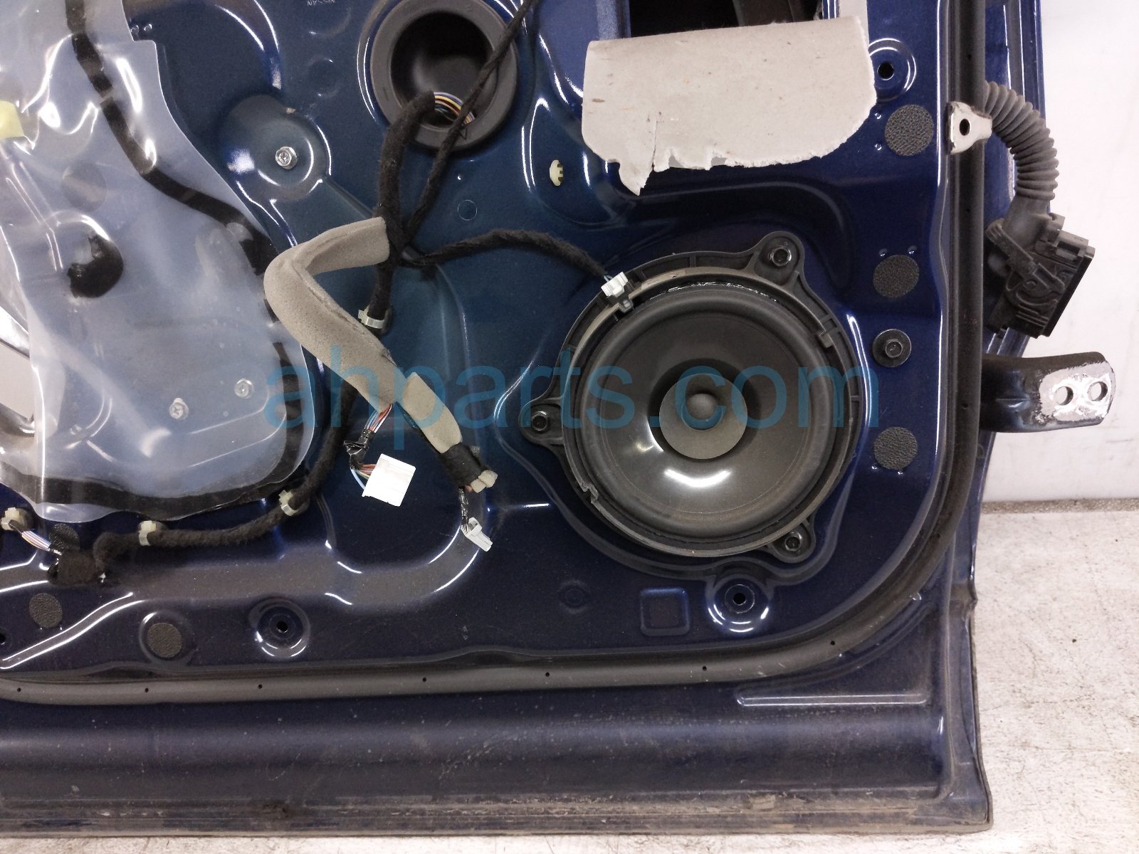 2025 Nissan Kicks Front Driver Door Blue No Mirror/trim H0101 7LGMA Replacement 2025 Nissan Kicks Front Driver Door Blue No Mirror/trim H0101 7LGMA Replacement thumbnail