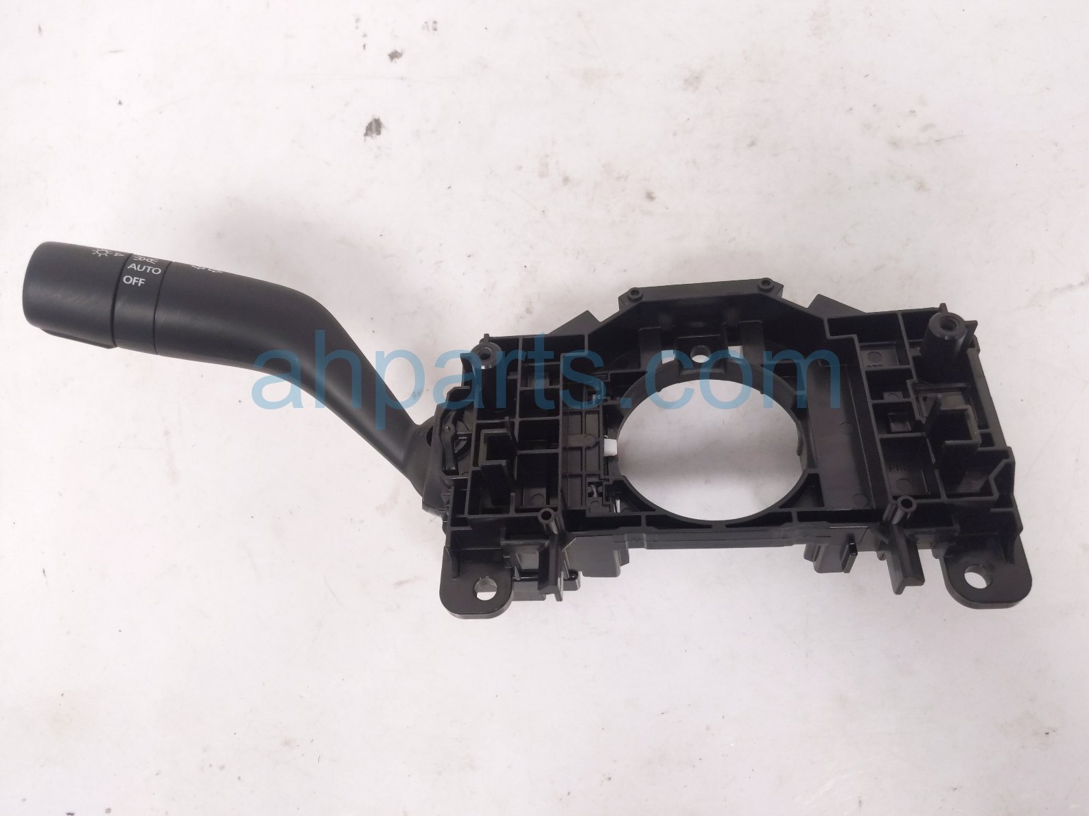 Mazda HEADLAMP / SIGNAL COLUMN SWITCH Mazda HEADLAMP / SIGNAL COLUMN SWITCH