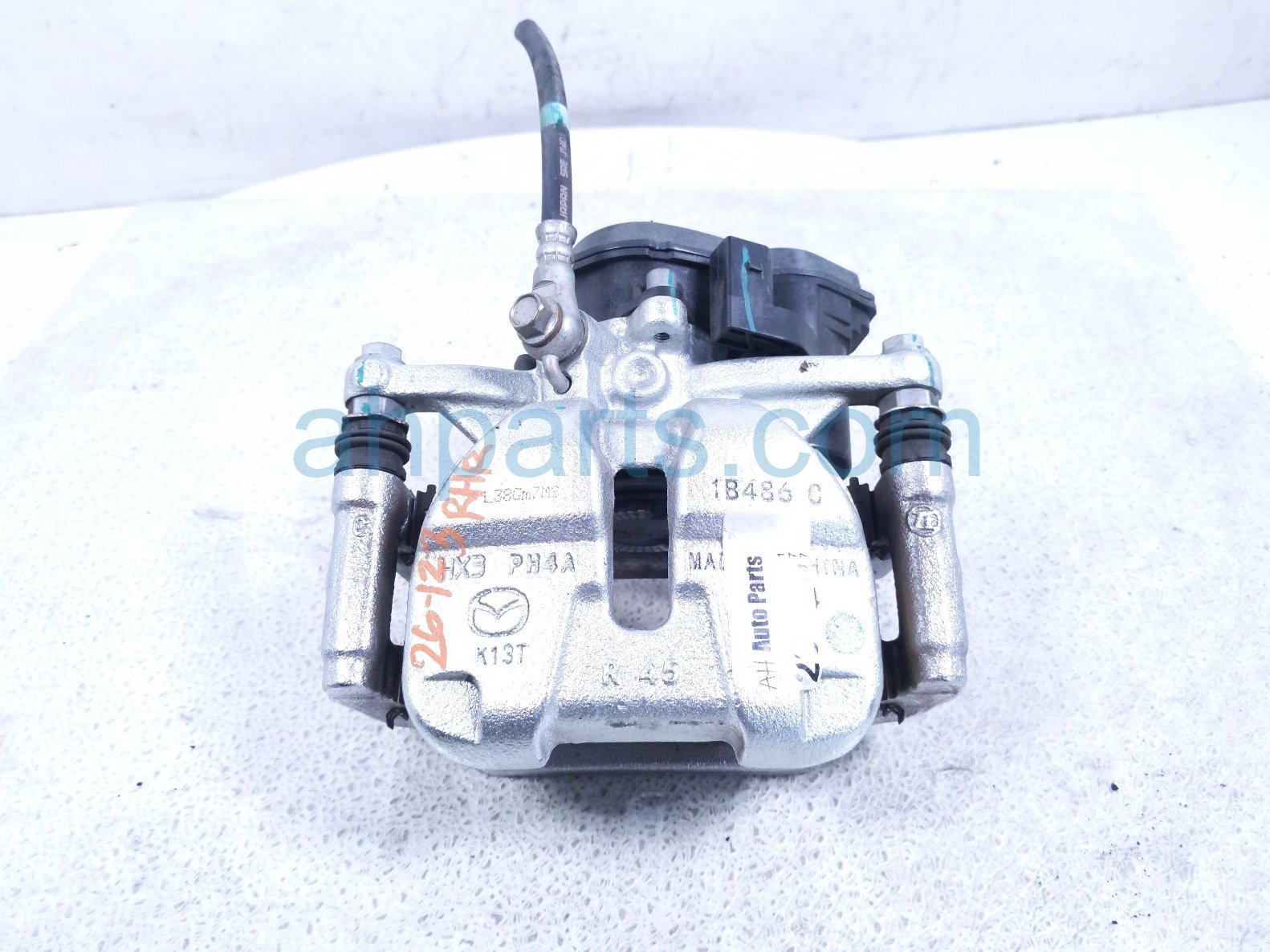 Mazda RR/RH BRAKE CALIPER
