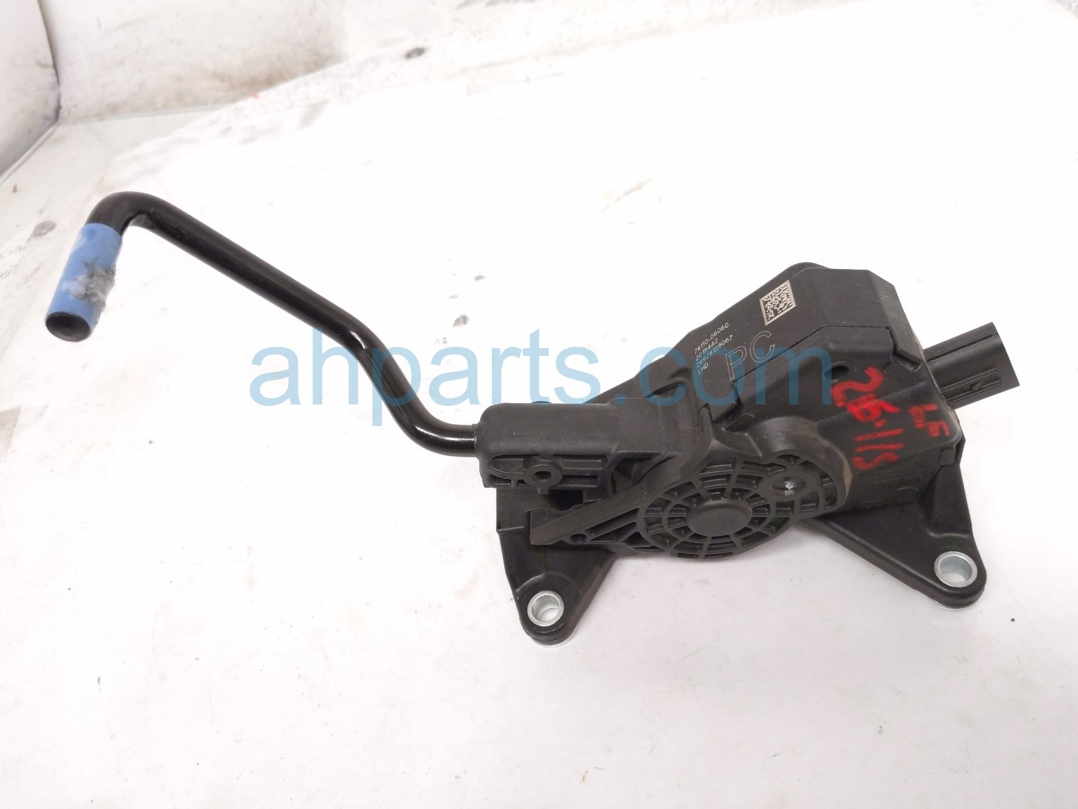 Toyota GAS / ACCELERATION PEDAL ASSY - 2.5L