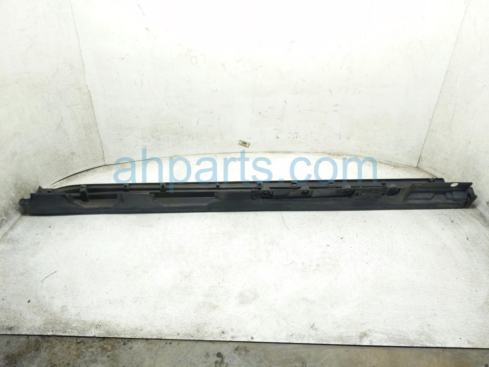 2020 Toyota Camry Rocker Trim Driver Side Skirt / Molding Black 75852 06941 Replacement 2020 Toyota Camry Rocker Trim Driver Side Skirt / Molding Black 75852 06941 Replacement thumbnail