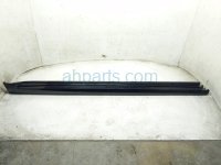 Toyota RH SIDE SKIRT / MOLDING - BLACK Toyota RH SIDE SKIRT / MOLDING - BLACK