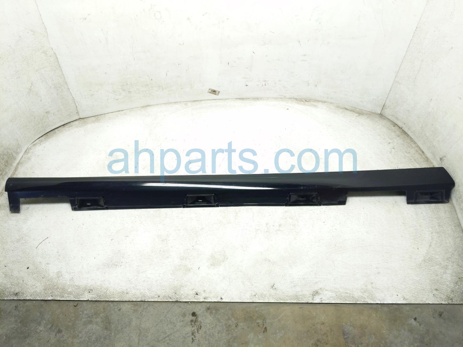 Honda LH SIDE SKIRT / MOLDING - BLACK