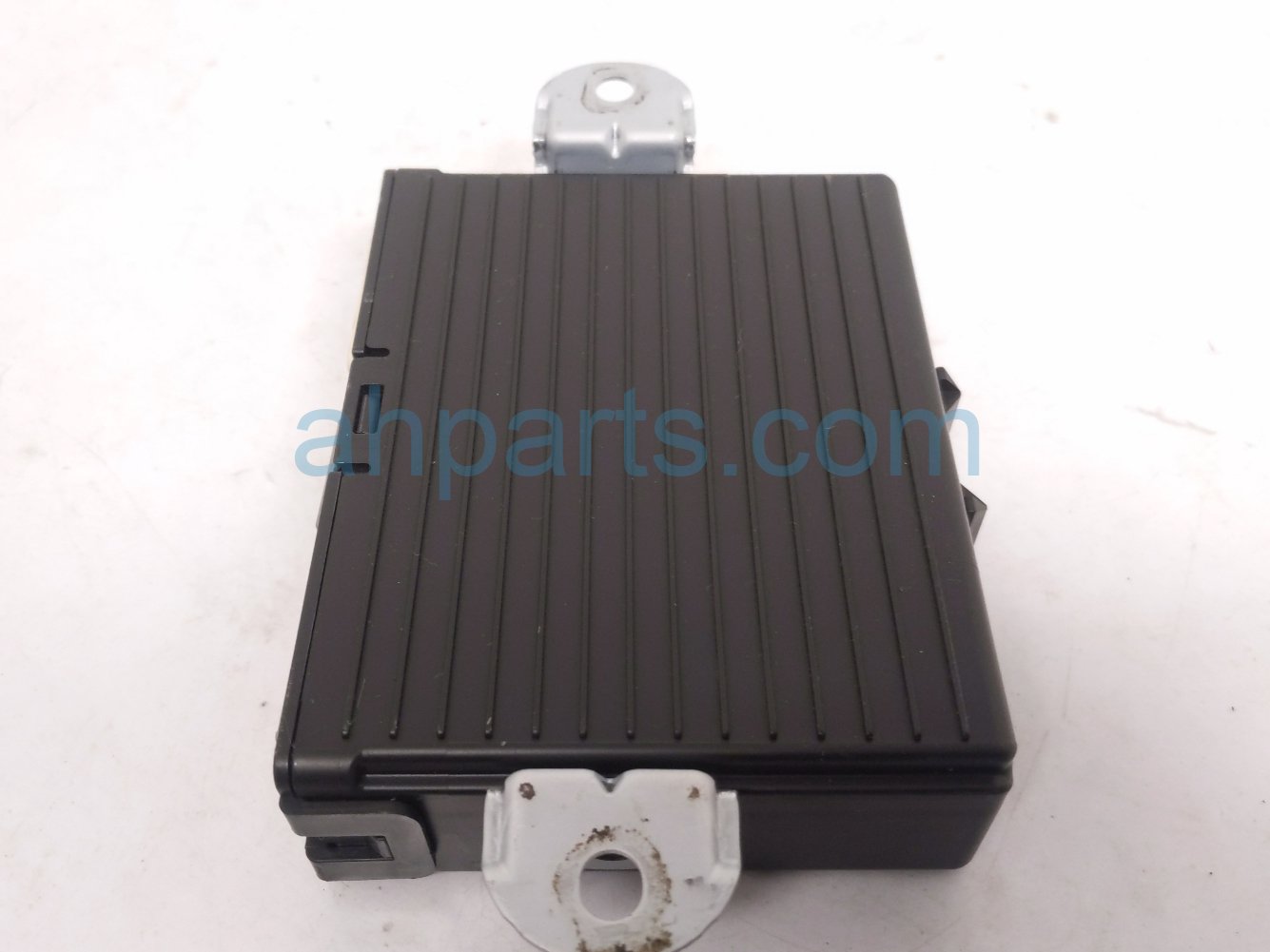 2022 Honda Odyssey Power Tailgate Control Module 74970 THR A12 Replacement 2022 Honda Odyssey Power Tailgate Control Module 74970 THR A12 Replacement thumbnail