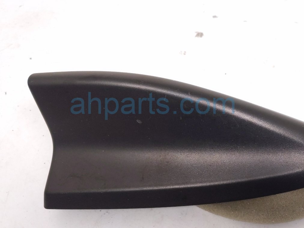 Honda ROOF ANTENNA ASSY - BLACK