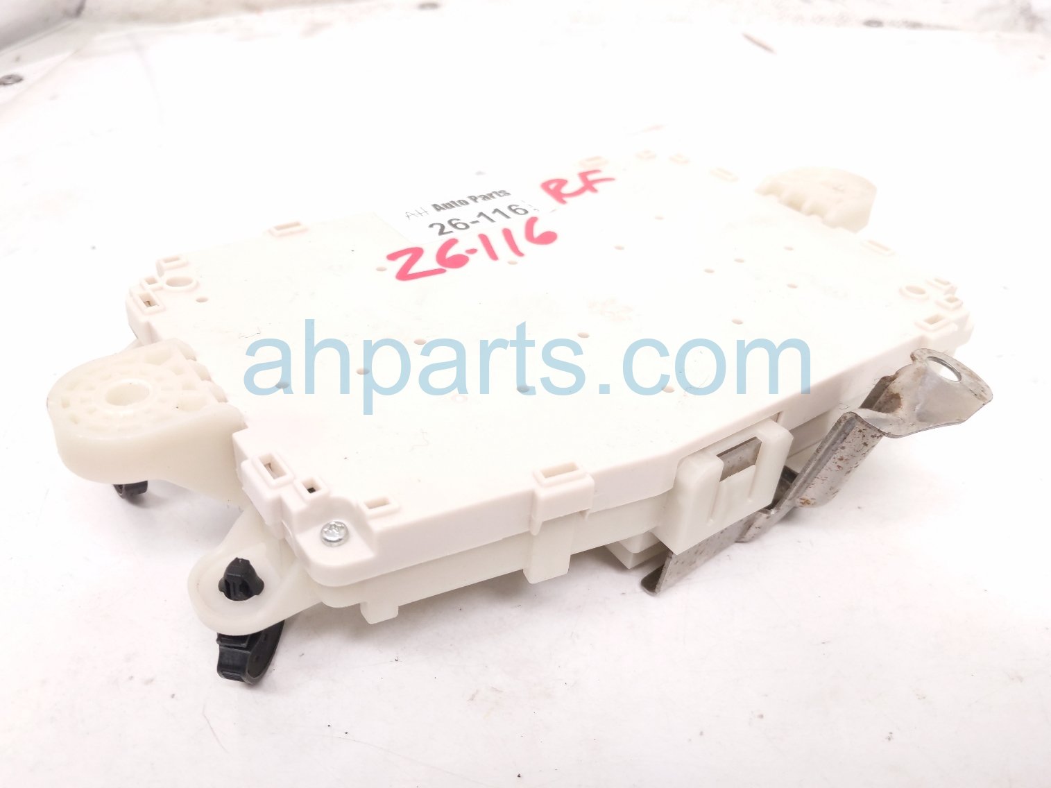 Honda BODY CONTROL MODULE - FR/RH