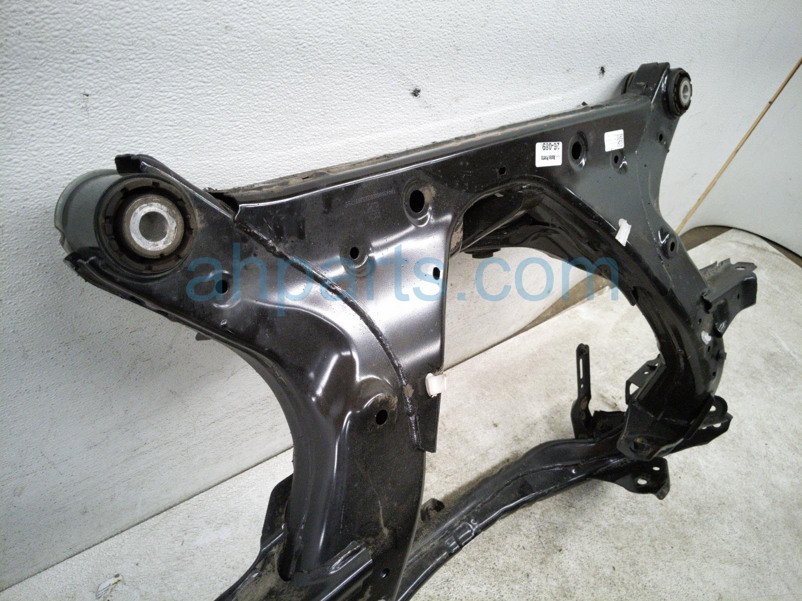 2021 Tesla Model Y Crossmember Rear Sub Frame / Cradle Awd 1044580 00 D Replacement 2021 Tesla Model Y Crossmember Rear Sub Frame / Cradle Awd 1044580 00 D Replacement thumbnail